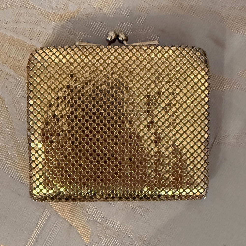 Vintage Gold Mesh Pocketbook